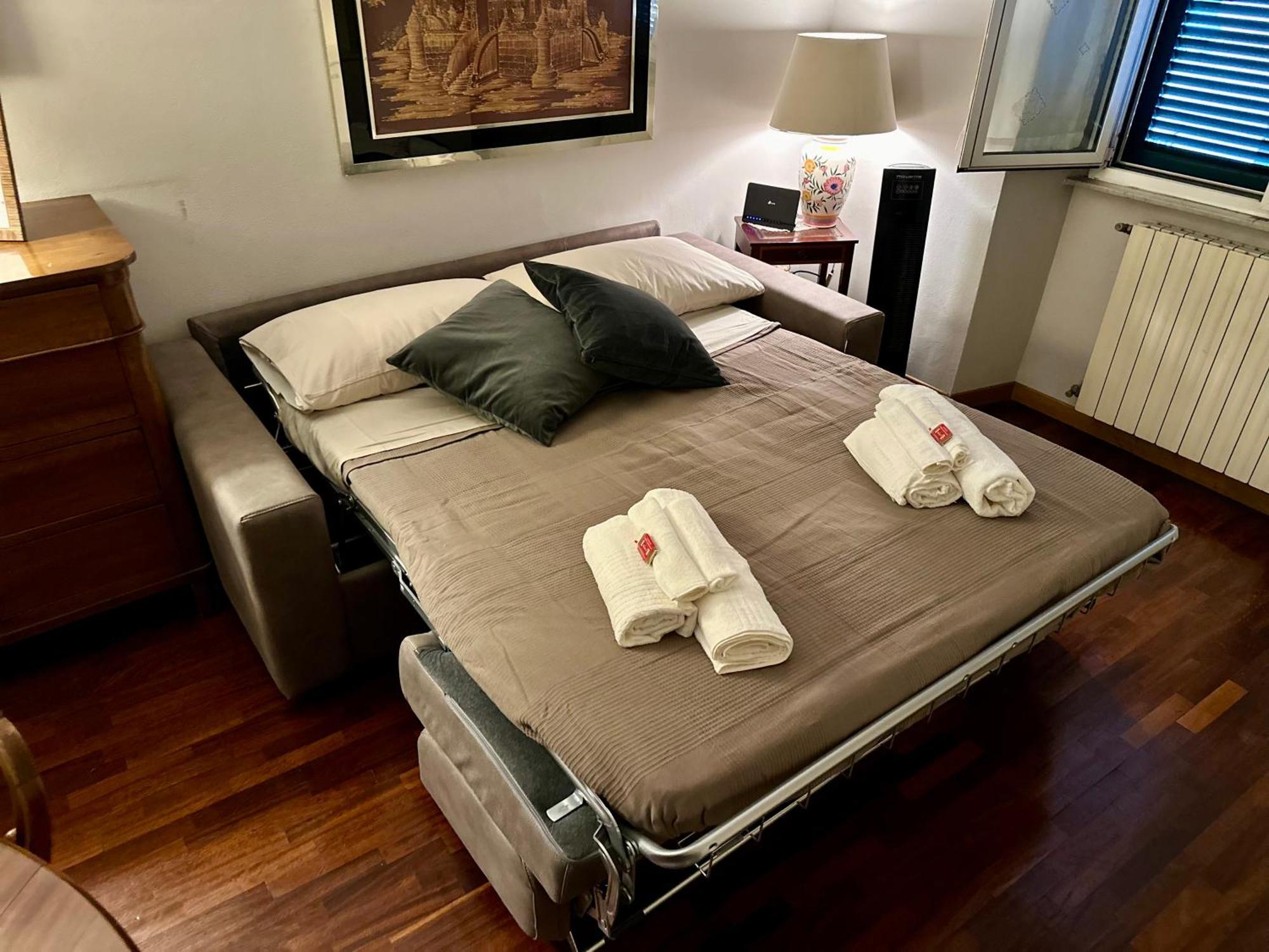 Apartment La Casa Di Bubi - 3 Minuti A Piedi Da Metro B Per Centro E Fl1 Fiumicino