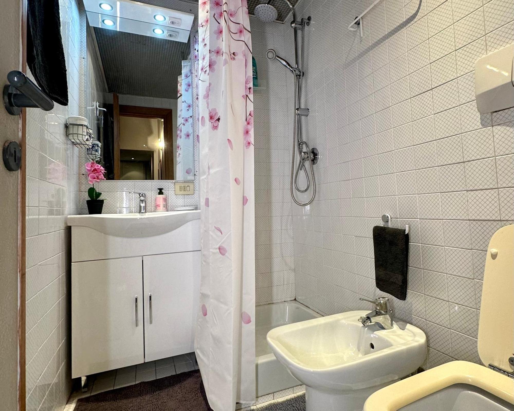 Apartment La Casa Di Bubi - 3 Minuti A Piedi Da Metro B Per Centro E Fl1 Fiumicino Rom